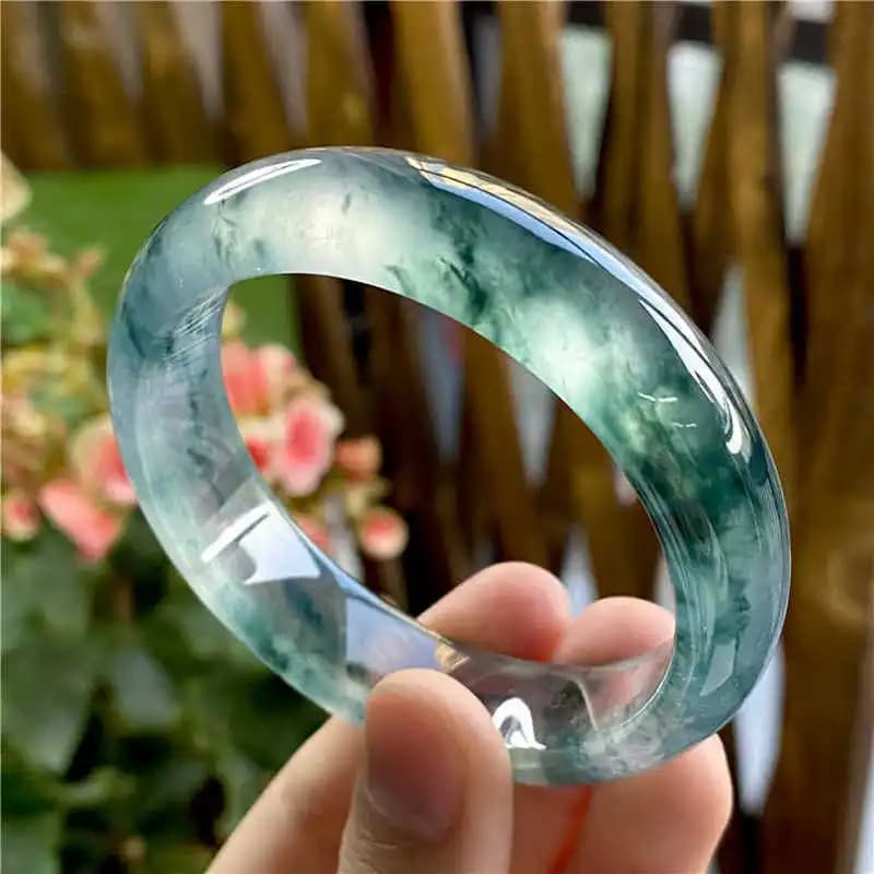 Ice-type jadeite with flower patterns, Burmese old mine, regular circle women's bracelet, noble concubine style,…