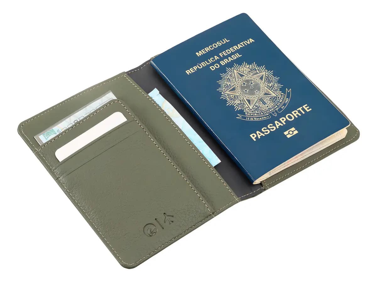 Carteira Porta-Passaporte Couro Masculino RFID Couro50 Modelo 740 Exército