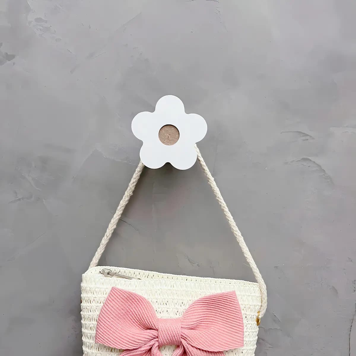 Gancho Decorativo Flor MDF Branco Parede Adnet Espelho Bolsa