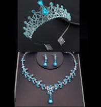 Conjunto coroa debutante com colar e brinco cor azul bebê com prata - SHOP GARCIA -