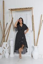 Vestido longo envelope estampa bolinhas viscolinho manga curto