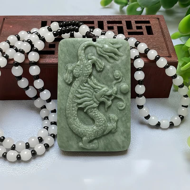 Green Natural Real Jade Dragon Pendant Necklace Chinese Gift Talismans Gifts for Women Men Designer Luxury Gemstones Amulet
