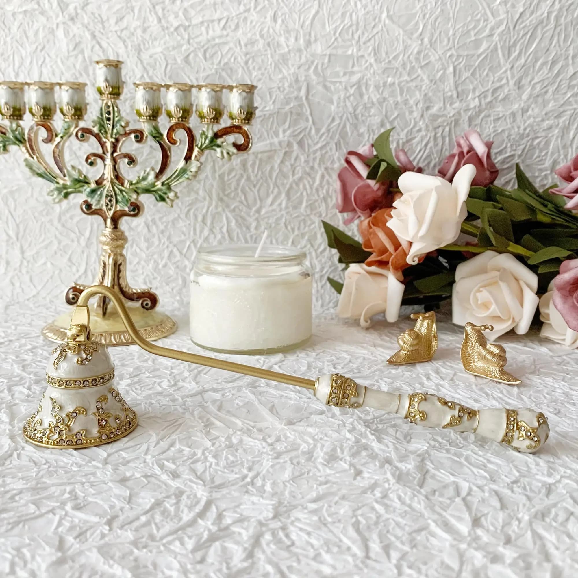 Luxury Menorah Candle Snuffer Bell Enamel Floral Design Extinguisher Long Handle Jewish Holiday Decor Gift Ornament…