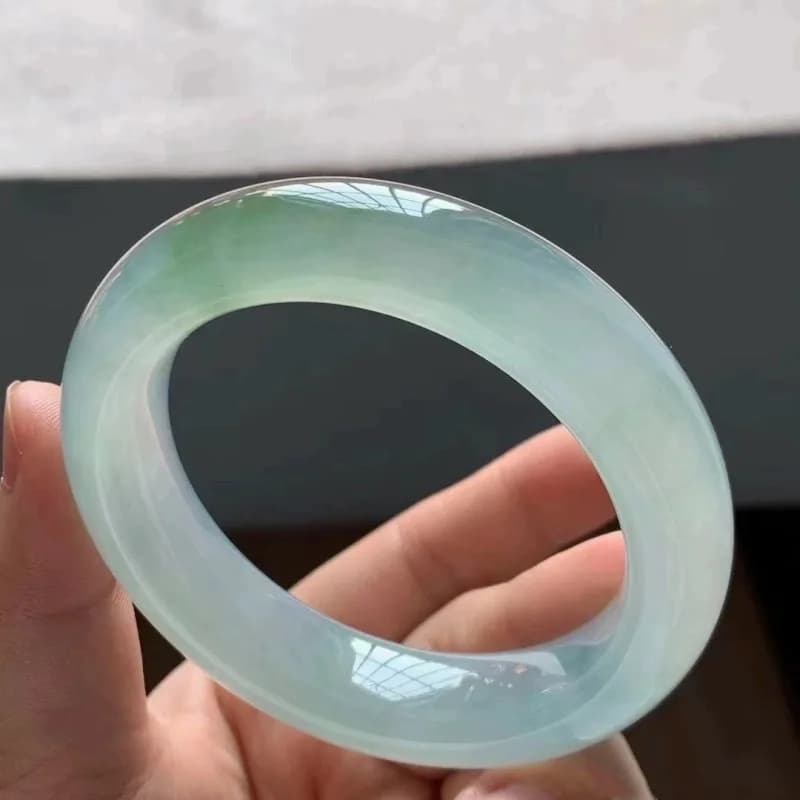 Light ice jade for girls, Burmese green translucent moonlight fine jadeite gift bracelet