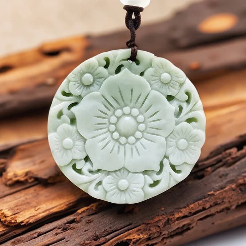 Green Real Jade Flower Pendant Necklace Talismans Carved Amulet Luxury Stone Natural Jewelry Vintage Designer Charm Gemstones