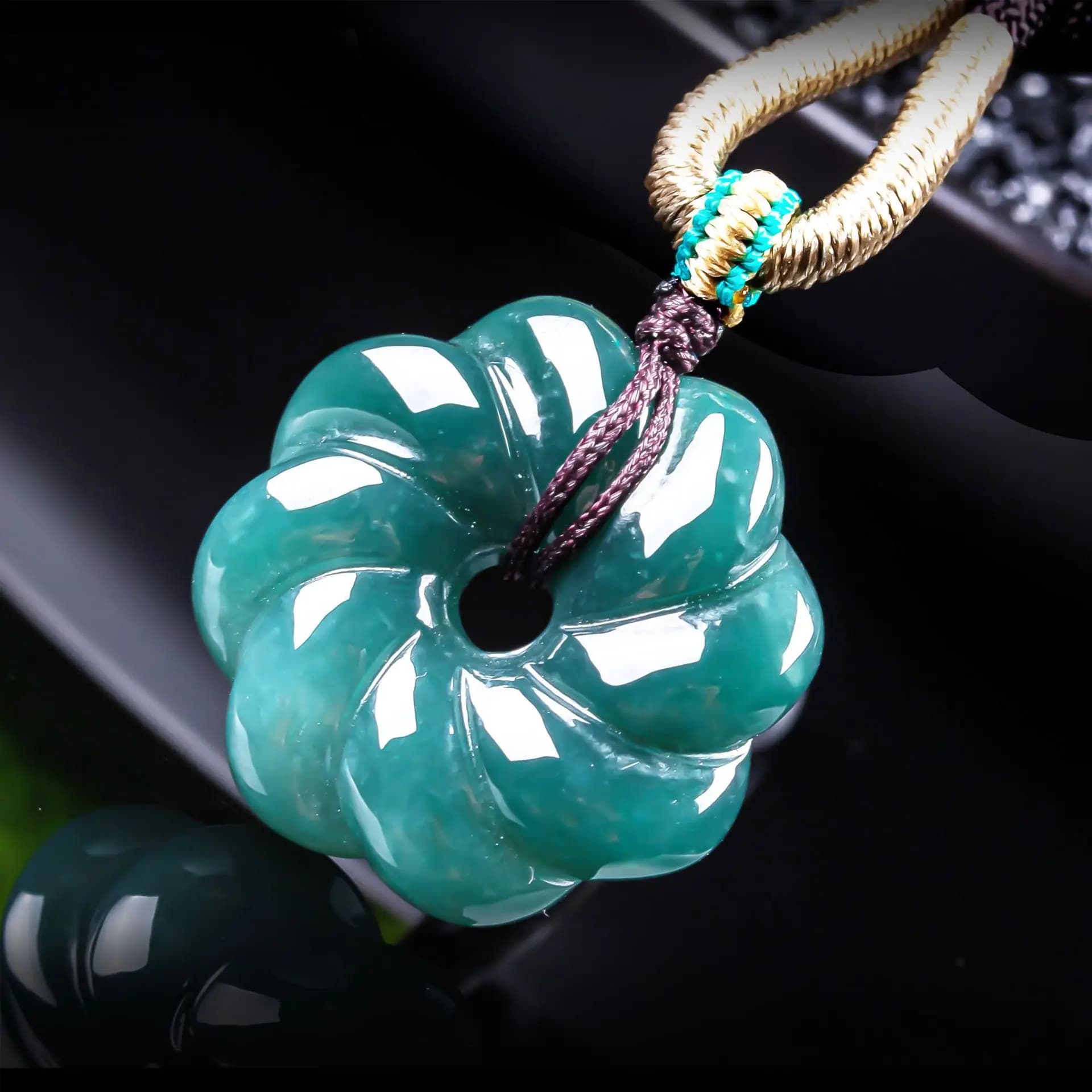 Natural Burmese Jadeite Flower Pendant Necklace Accessories Gemstone Talismans Fashion Jewelry Real Jade Luxury Gifts for Women