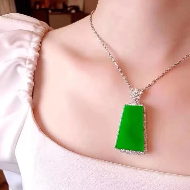 Natural Old Mine Jadeite Pendant ""Peace and Serenity"" Tag, Ice-Quality Full Sun Green Neck Ornament with 1K Gold Inlay