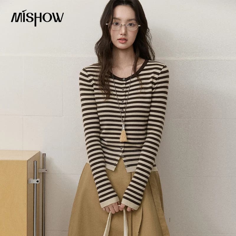 MISHOW Women's Round Neck Color‑Contrast Stripe Knitwear 2026 Autumn Korean Slim Fashion Casual Long Sleeve Tops…