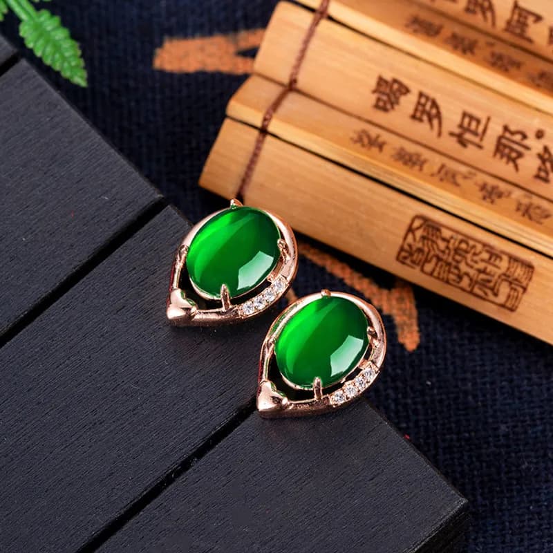 Natural Jade Flower Earrings Stone Ear Stud Talismans Rose Gold Plated Charm Luxury Real Jewelry Vintage Designer