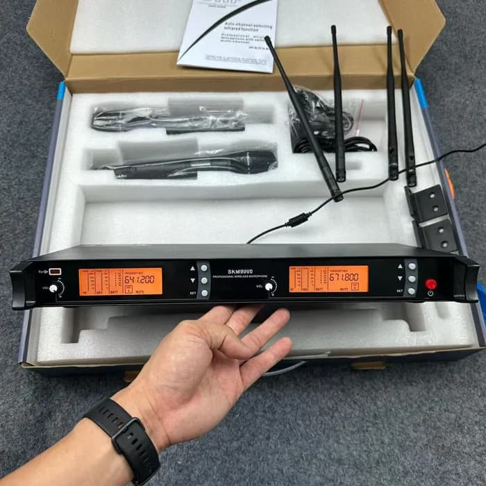 640-690MHz KTV karaoke stage performance microphones skm9000 headset lavalier Cordless professional wireless microphone
