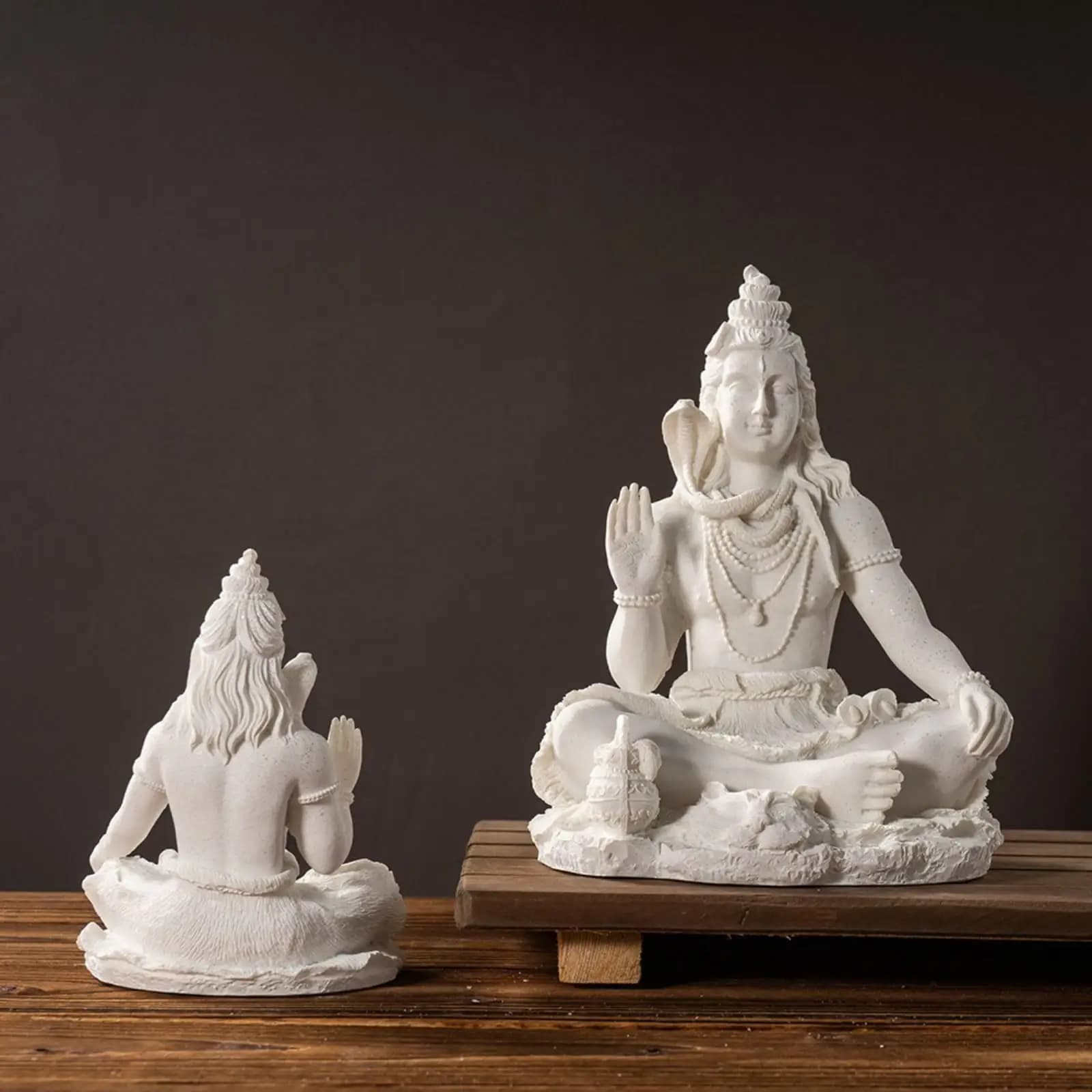 Figurine Meditating Statue with Handcrafted Look Hindu Idol for Meditation